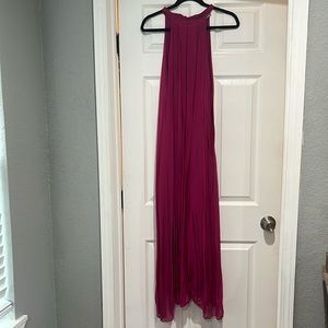 Angela moda, Gorgeous maxi fuchsia dress! Worn ONCE! With lined dress. Small.